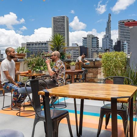 Hostal R10 بوغوتا المظهر الخارجي الصورة